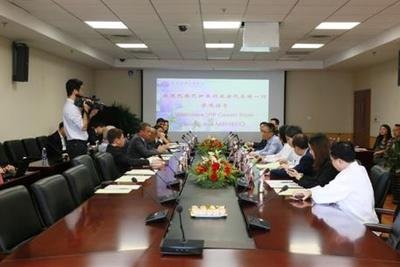 某汽车行业新车全球首发直播直播复盘：从彩排翻车到零事故交付-摄行影像