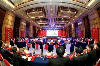 某制造行业经销商大会直播复盘：我们如何用 4K HDR 还原现场质感-摄行影像