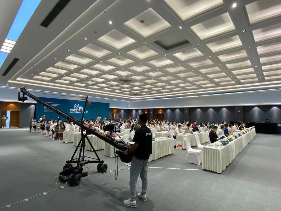 某能源行业技术论坛直播复盘：当网络只剩 4G：聚合推流的兜底逻辑-摄行影像