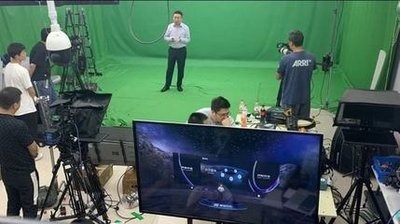 配图
