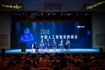 竖屏直播构图怎么排：影像九比十六塞下多机位
